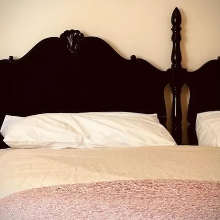 Casa En El Valle Del Tietar Séjour à la campagne