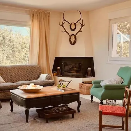 Casa En El Valle Del Tietar Séjour à la campagne