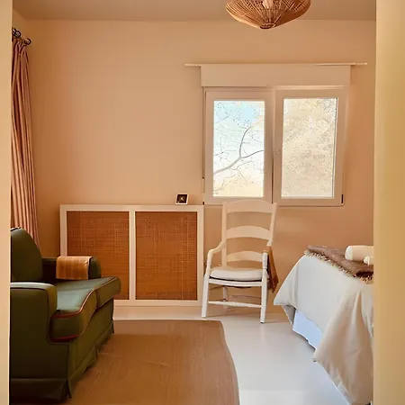 Casa En El Valle Del Tietar Séjour à la campagne *